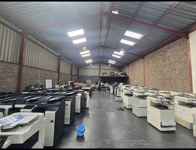 360M² WAREHOUSE FOR SALE IN ANDERBOLT